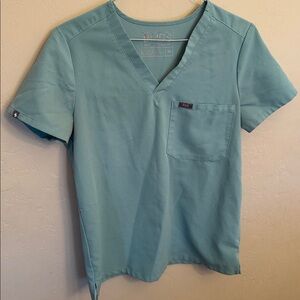 Figs Catarina Women’s Scrub Top in Sea Glass